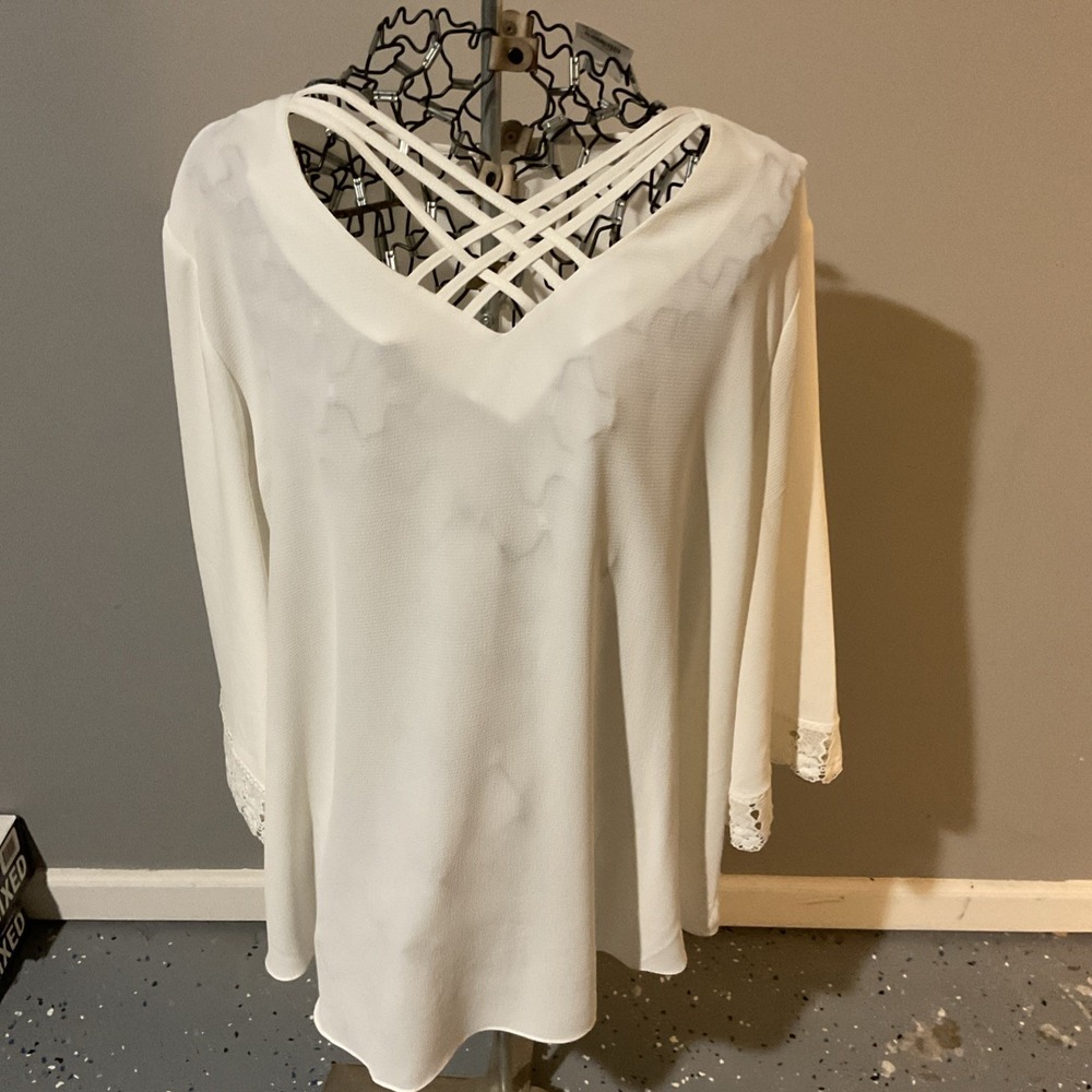 Cato Est 1946 White Lattice Neck Lace Trim Blouse Plus Size 22/24W NWT